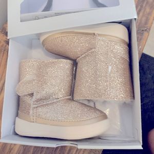 Infant/Toddler Size 2/3 UGG Boots Glitter